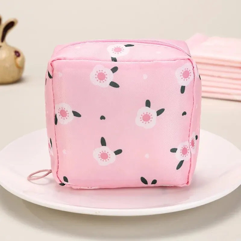 Women Sanitary Napkin Tampon Storage Bag Portable Waterproof Organizer Pouch Cartoon Pattern Sanitary Napkin Bag - Dragonbeast